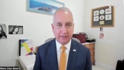 Exclusiva: Mario Díaz-Balart habla sobre parole para médicos, I220A y Mipymes en Cuba Exclusiva: Mario Díaz-Balart habla sobre parole para médicos, I220A y Mipymes en Cuba