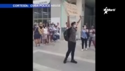 Info Martí | 5 años de cárcel por portar un cartel que exigía la libertad del rapero Denis Solís Info Martí | 5 años de cárcel por portar un cartel que exigía la libertad del rapero Denis Solís