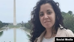 La periodista independiente Camila Acosta durante su viaje a Washington DC. (Facebook)