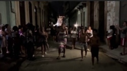 Residentes del oriente de Cuba protestan nuevamente por los prolongados cortes del fluido eléctrico.  Residentes del oriente de Cuba protestan nuevamente por los prolongados cortes del fluido eléctrico.