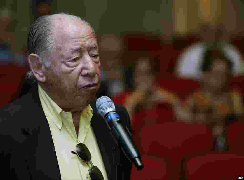 Diego Suárez, uno de los creadores de la Fundación Nacional Cubano Americana y actualmente miembro del Comité Ejecutivo de la Fundación Inspira América, dijo que es importante que los cubanos en la isla entiendan "que el pueblo cubano del exilio y el pueblo cubano de la isla somos un solo pueblo".  