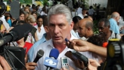 Aparición de carteles en Universidad de Camagüey provoca inicio de vigilancia nocturna Aparición de carteles en Universidad de Camagüey provoca inicio de vigilancia nocturna