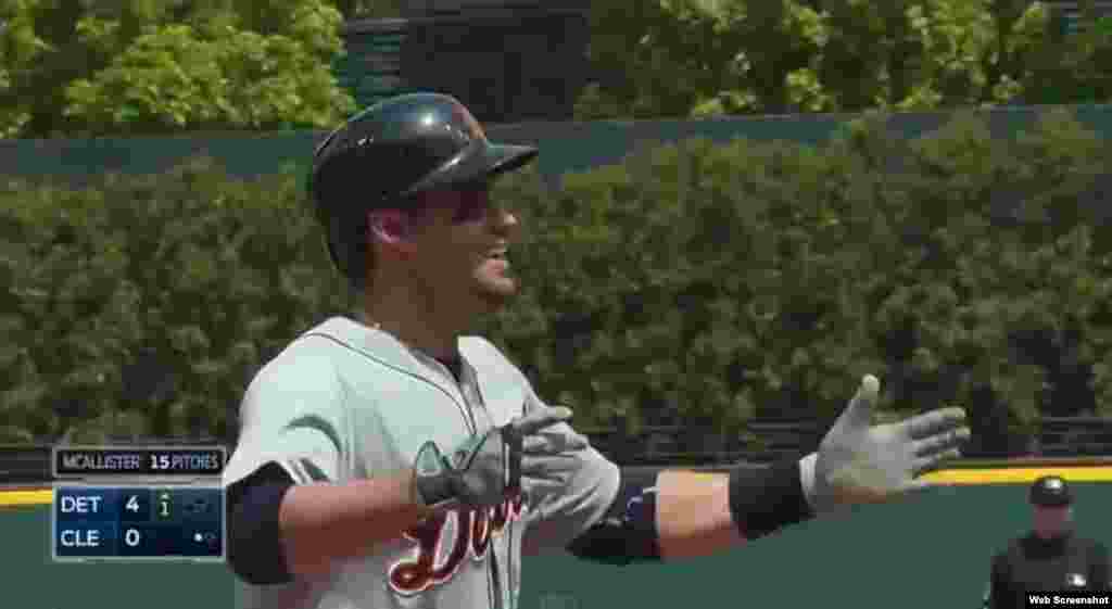 J.D. Martínez (Miami, 1987), de ascendencia cubana, batea para .290 (89 hits en 307 veces al bate), con 24 jonrones y 58 carreras impulsadas. Tiene un promedio ofensivo de por vida de .276 (454 imparables en 1647 oportunidades), con 71 cuadrangulares y 260 carreras impulsadas.  