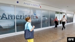 Fotografía de una oficina de la aerolínea American Airlines el 11 de noviembre de 2016, en La Habana (Cuba).