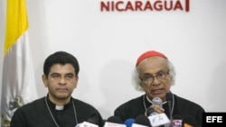 El cardenal de Nicaragua, Leopoldo Brenes en conferencia de prensa
