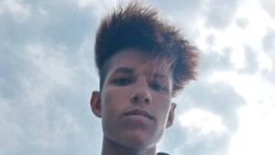 El joven cubano Alejandro Salazar Blanco cumple 14 días detenido, sin abogado y acusado de "desorden público".
 El joven cubano Alejandro Salazar Blanco cumple 14 días detenido, sin abogado y acusado de "desorden público".