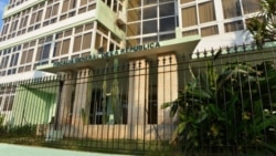 Arrestan a varios integrantes del Movimiento de arte independiente San Isidro Arrestan a varios integrantes del Movimiento de arte independiente San Isidro