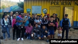 Cubanos retenidos en Honduras.