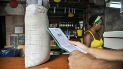 Medidas excluyen a familias sin libreta de racionamiento en medio de la pandemia Medidas excluyen a familias sin libreta de racionamiento en medio de la pandemia