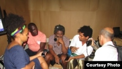 Celebran una Jornada de Acción Poética en el barrio de San Isidro en La Habana Vieja