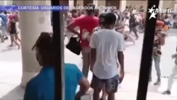 Info Martí | Cubanos denuncian agresiones de tropas élite | Artistas muestran su apoyo al pueblo Info Martí | Cubanos denuncian agresiones de tropas élite | Artistas muestran su apoyo al pueblo