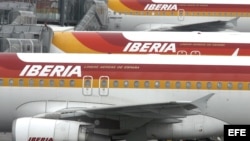 Vista de varios aviones de Iberia en el aeropuerto Madrid-Barajas.
