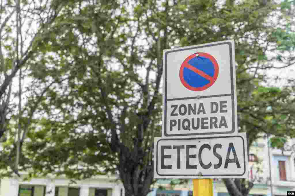 Parqueo ETECSA
