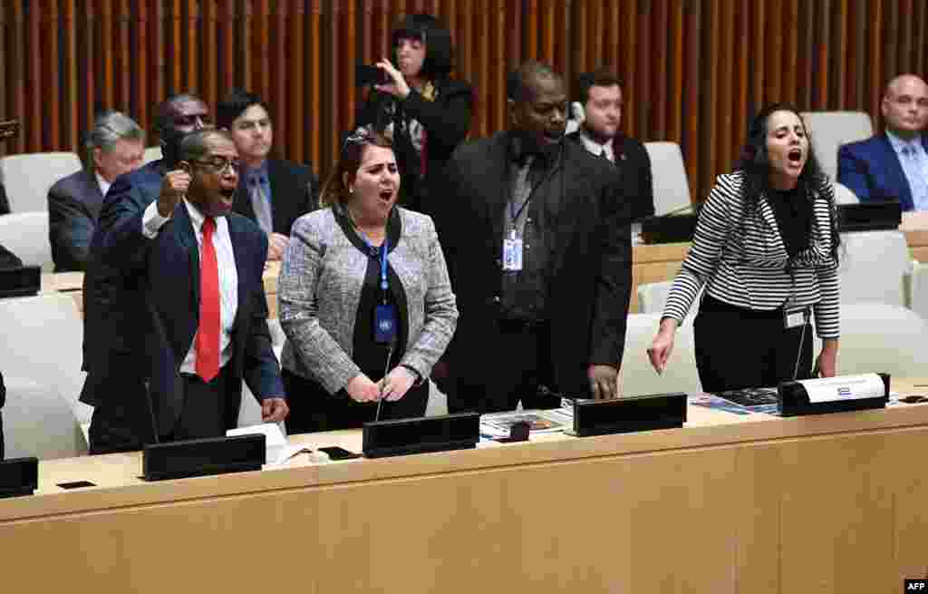 EEUU criticó el comportamiento escandaloso de las delegaciones de Cuba y Bolivia que convirtieron el evento diplomático en una escena de turbas y causó un daño significativo a la propiedad de las Naciones Unidas.