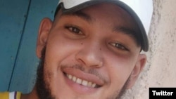 El preso político del 11J, Brusnelvis Adrián Cabrera Gutiérrez, sentenciado a 10 años de prisión.