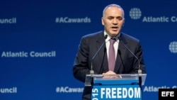 Garry Kasparov en el Wroclaw Global Forum 2015 en Polonia.
