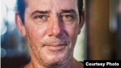 El periodista independiente, Lázaro Yuri Valle Roca. Foto cortesía de Claudio Fuentes.