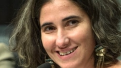 Yoani Sánchez: “Es fácil detectar a estas personas que siguen un guión oficial" Yoani Sánchez: “Es fácil detectar a estas personas que siguen un guión oficial"