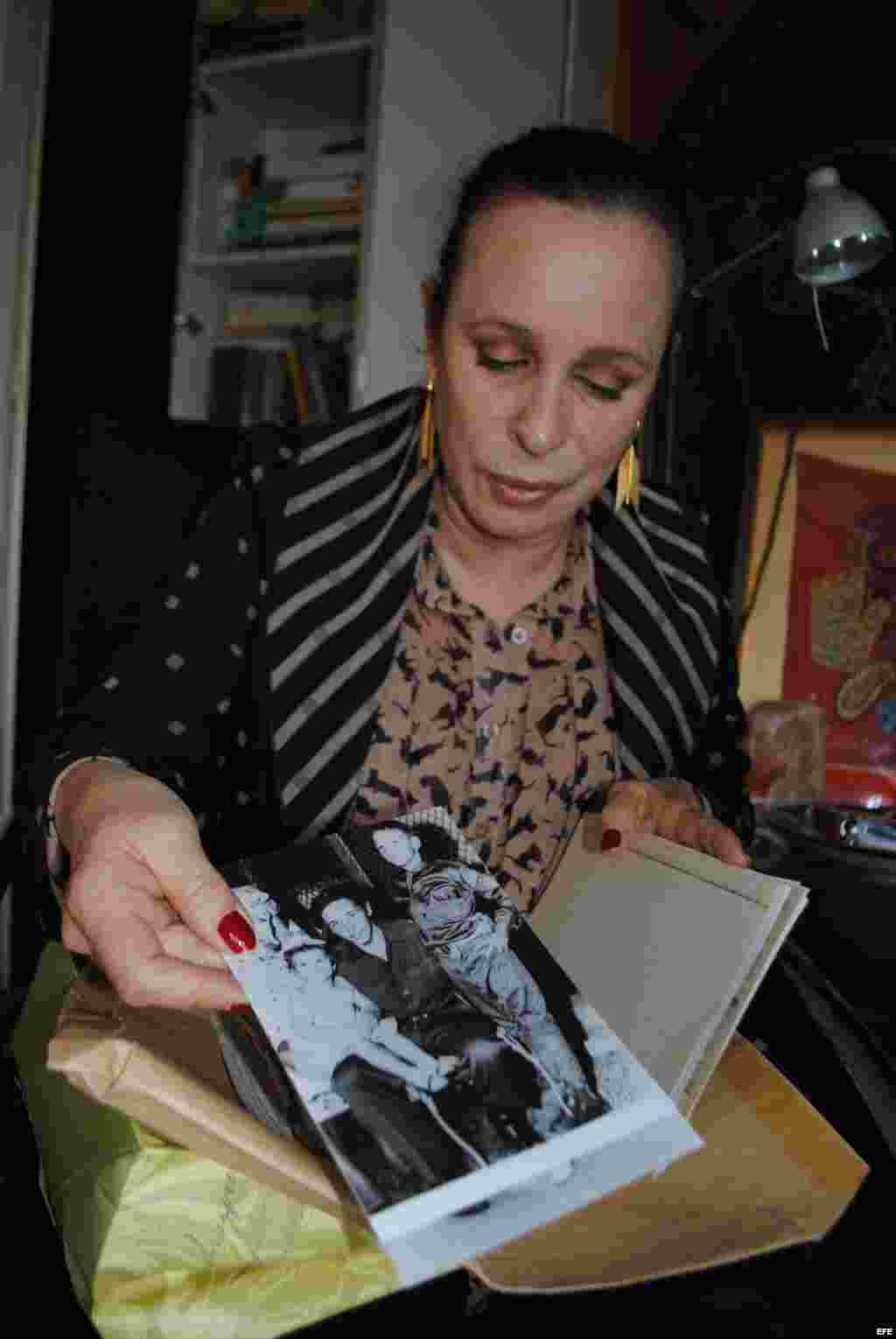 El pasado mes de mayo Alina había declarado a EFE que sentía que "todavía" no debe volver a a Cuba, pues no quiere tener "problemas" con las autoridades de la isla.  