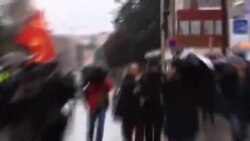 Cubanos celebran en Madrid muerte de Fidel Castro Cubanos celebran en Madrid muerte de Fidel Castro