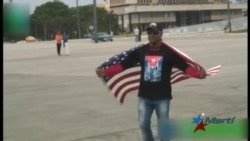Imágenes de cubano arrestado por protesta el 1 de Mayo dan la vuelta al mundo Imágenes de cubano arrestado por protesta el 1 de Mayo dan la vuelta al mundo