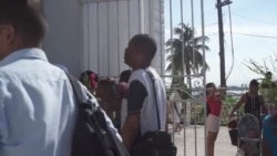 Los cubanos entre Irma, Cachita, Oshún, Yemaya y la Virgen de Regla Los cubanos entre Irma, Cachita, Oshún, Yemaya y la Virgen de Regla